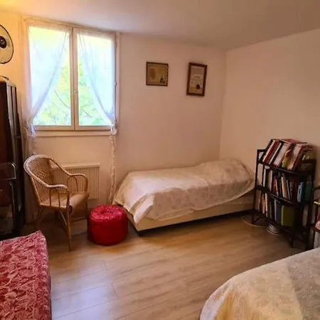 Apartamento For 7 People Saint-Raphaël